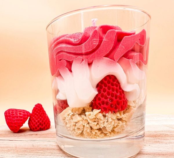 Bougie gourmande parfumée à la Fraise des bois – Image 2