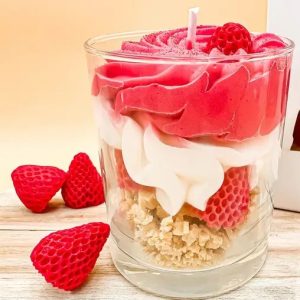 Bougie gourmande parfumée à la Fraise des bois