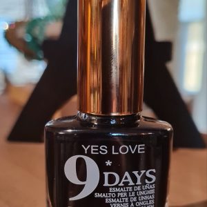 Vernis Noir 9 Days Effet Gel  n°303 - 13ml