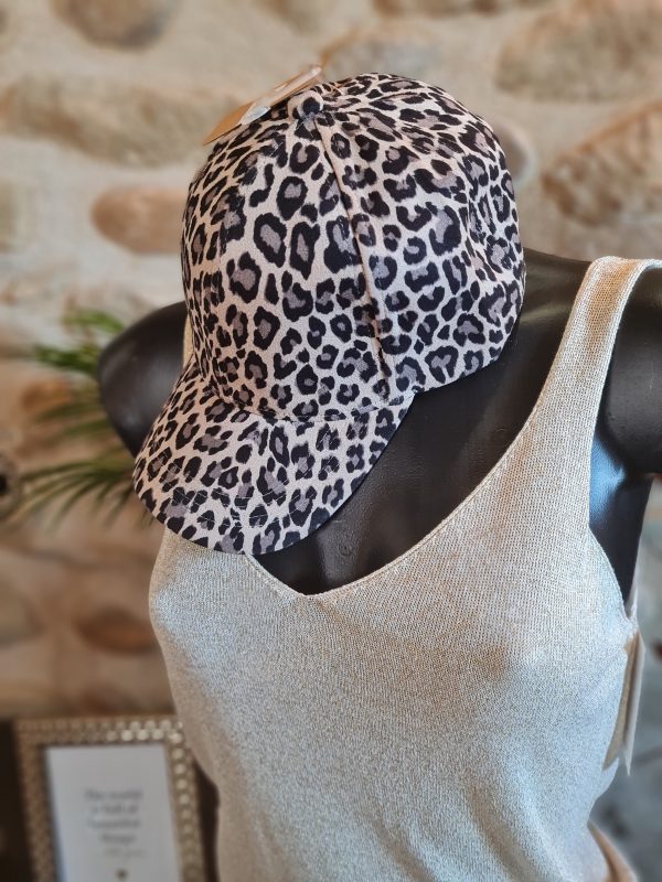 Casquette Léopard 2 beige réglable – Image 3