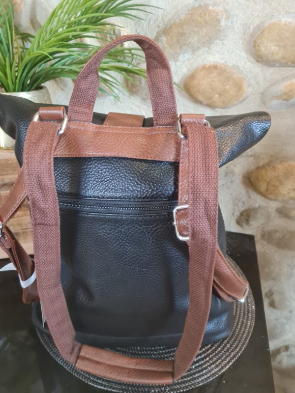 Sac à main bi color original, à porter à dos – Image 6