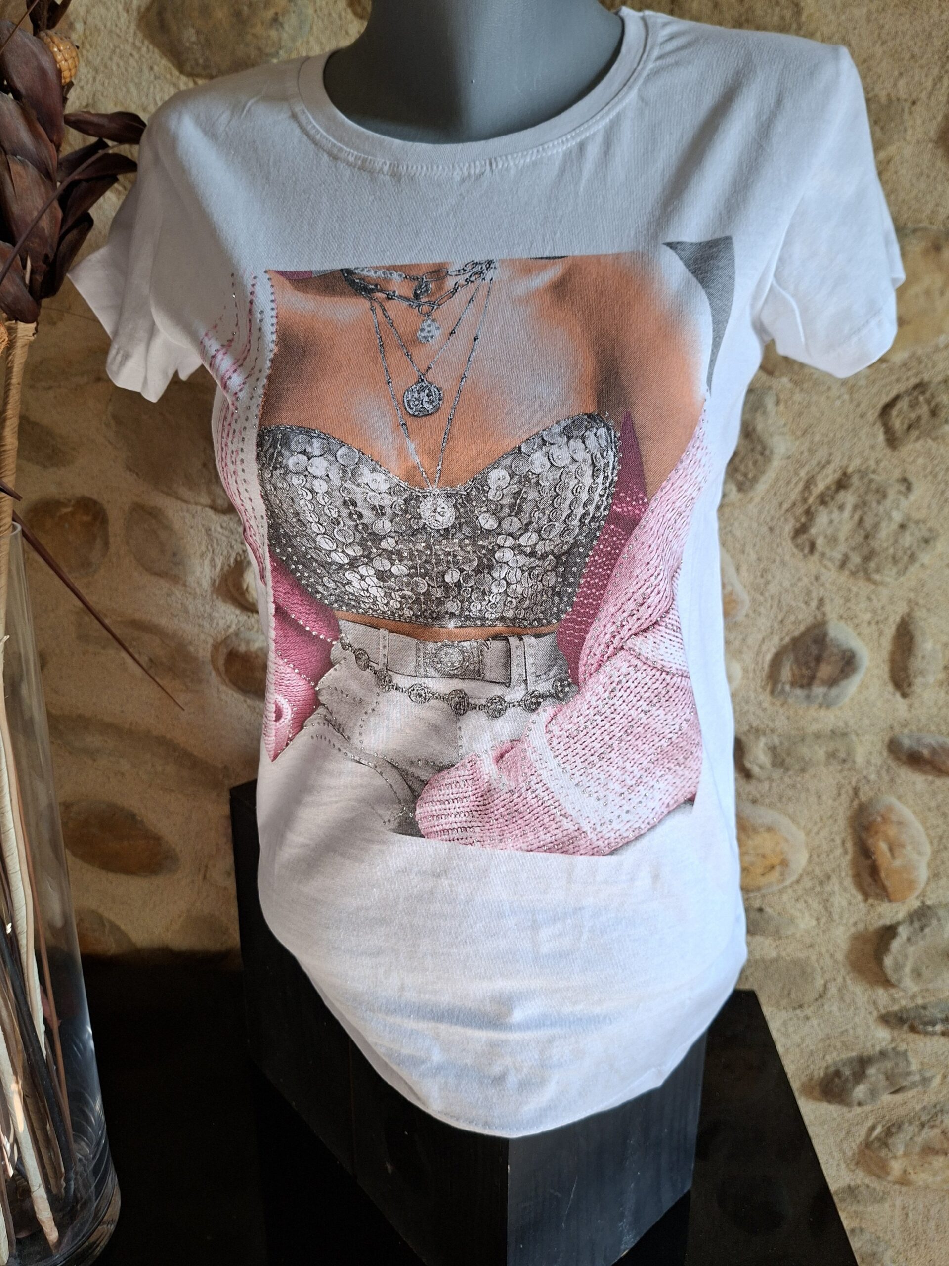 TS Blanc imprimé - Coton - Taille M ou L ou XL – Image 2