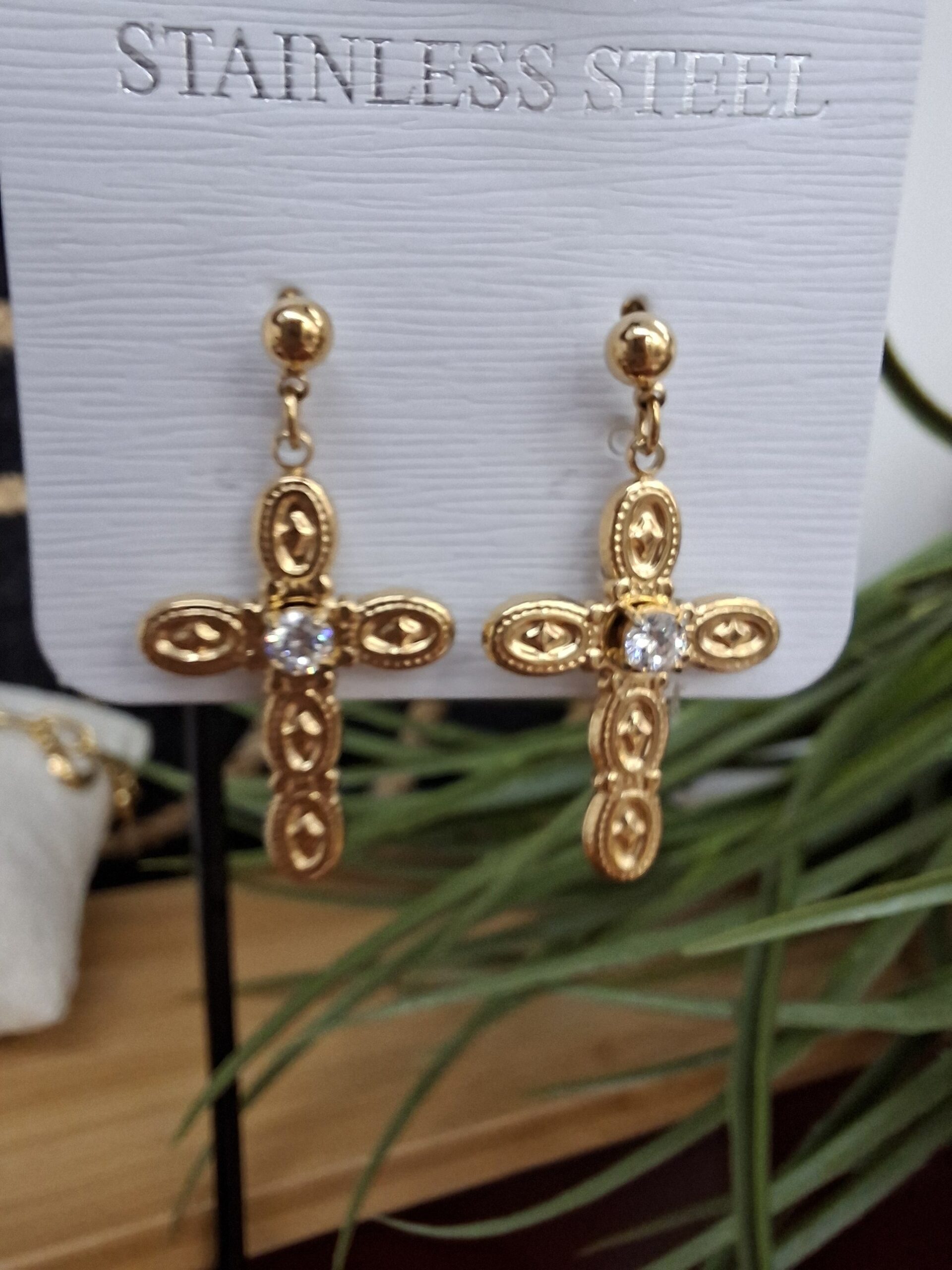 BO pendantes Croix avec strass - Acier Inoxydable – Image 2