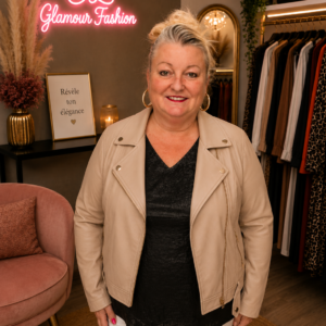 Veste Crème style perfecto simili cuir TU3 du 46-50